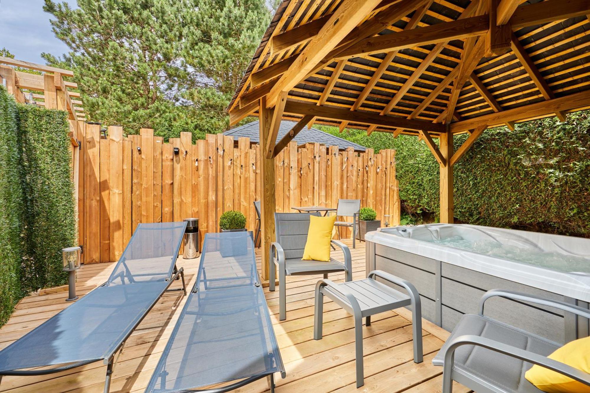 Domaine Du Gros Chene - Terrasses Avec Jacuzzis Privatifs Apartment *