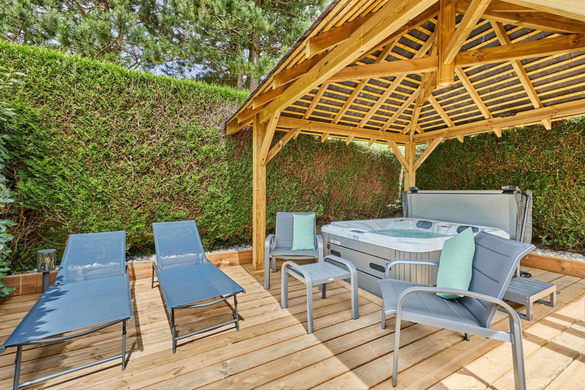 Domaine Du Gros Chene - Terrasses Avec Jacuzzis Privatifs Apartment *